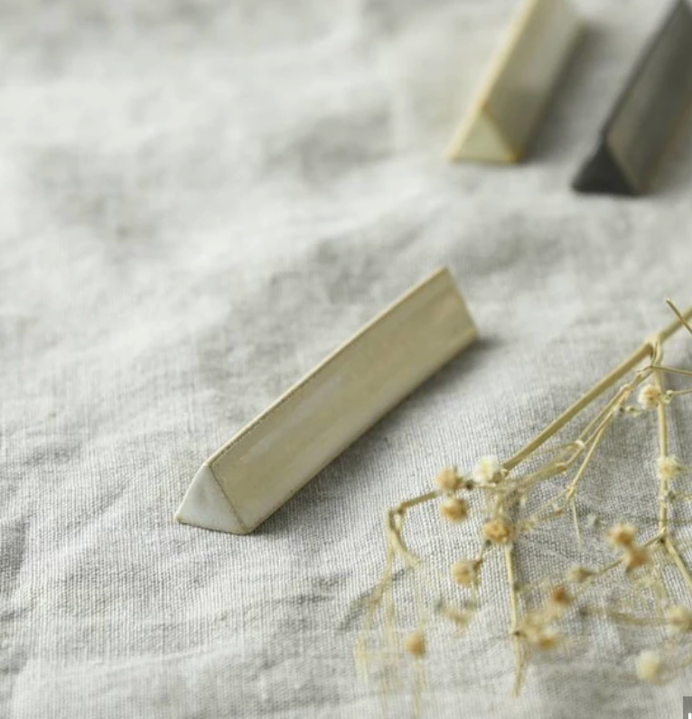 Triangle Chopsticks Rest