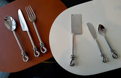 Twist Flatware