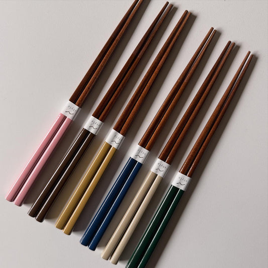 Fam. Colorful chopsticks